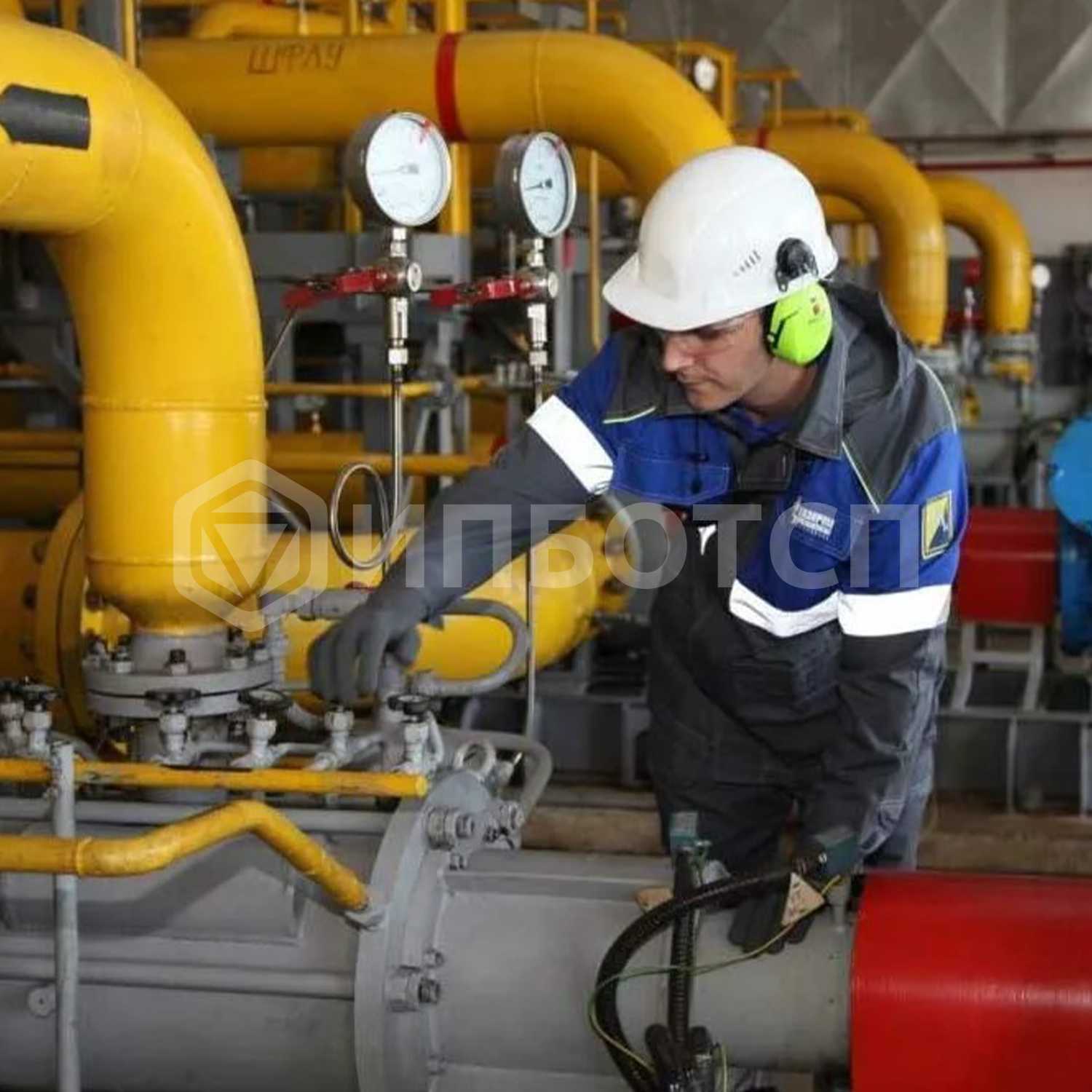 Оборудование работающее под избыточным давлением. Сосуды под избыточным давлением. Трубы работающие под давлением. Оборудование работающее под избыточным давлением. Манометры в котельной.