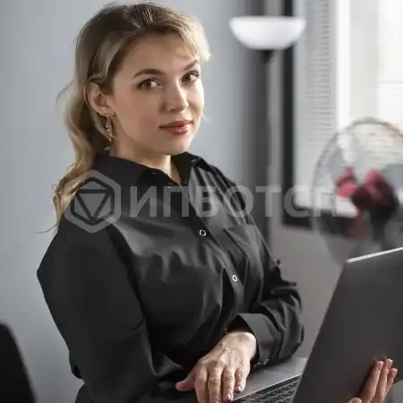 Секретарь-машинистка